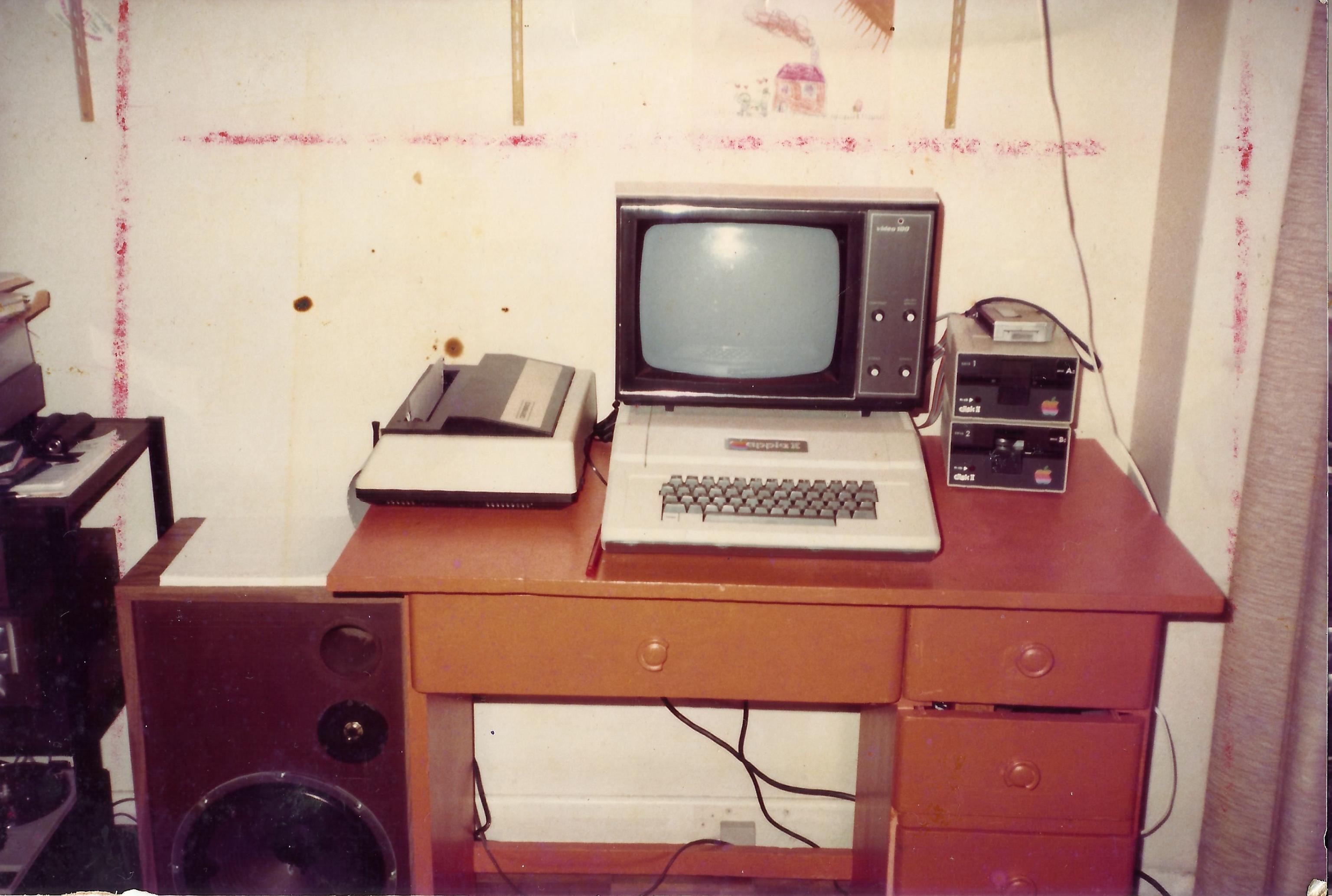 Primeiro computador do IBASE, montado em Toronto, Canadá, poucos dias antes da volta ao Brasil, em 1981